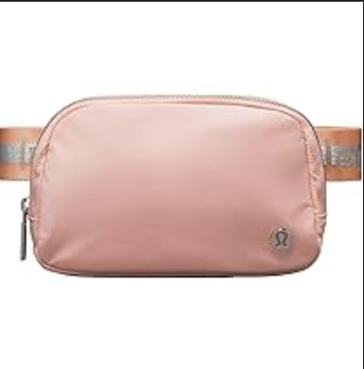 Light pink lululemon bag with straps